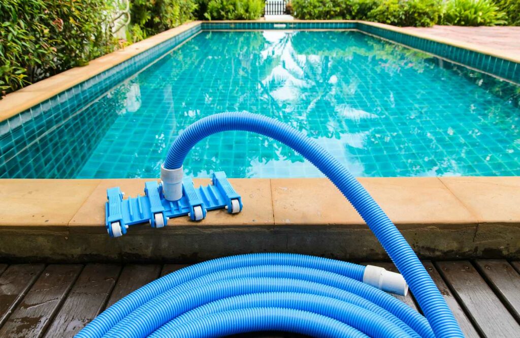 pool cleaning companies Sydney